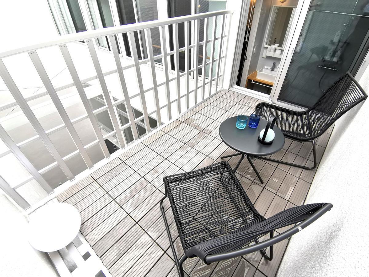 Shhotel 1フロア貸切り 広々2ldk * Naha