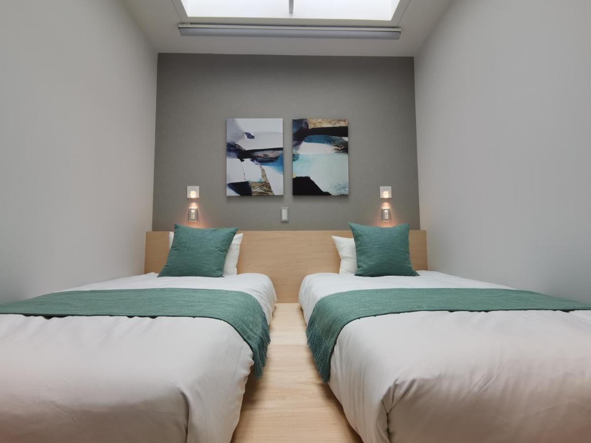 Shhotel 1フロア貸切り 広々2ldk * Naha